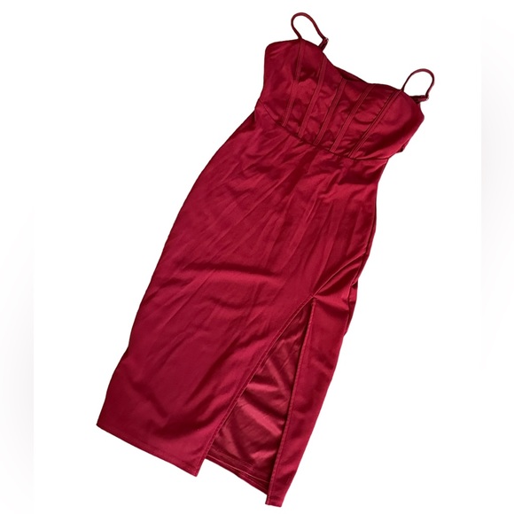 {Fashion House} Midi length High Leg Slit Fitted bodycon fitted dress - Picture 3 of 10